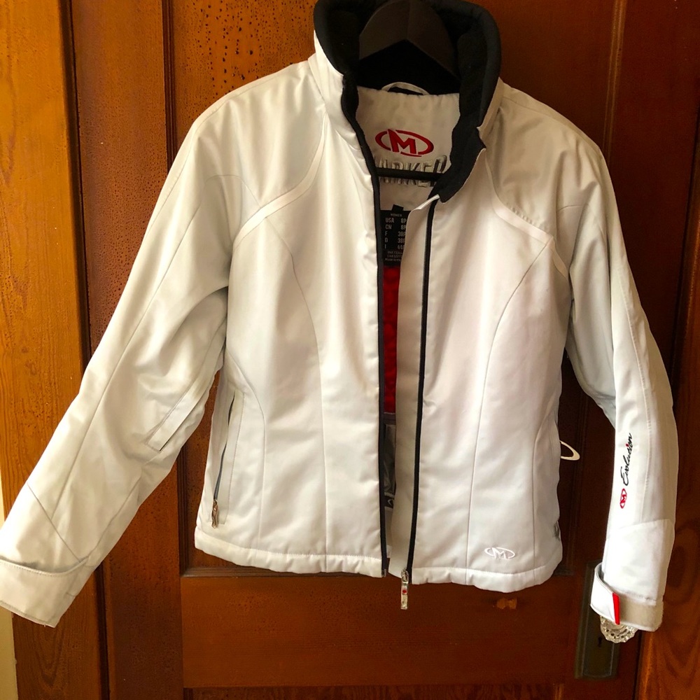 Ski/snowboard jacket